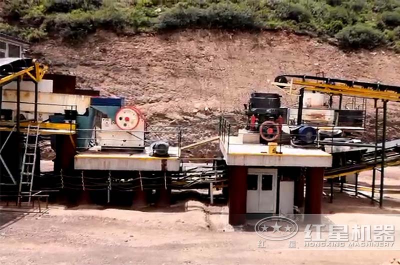 沖擊破搭配顎破、圓錐破現(xiàn)場