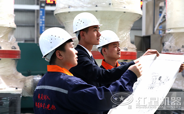 精湛技術(shù)人員現(xiàn)場(chǎng)指導(dǎo)設(shè)備的生產(chǎn)、制造